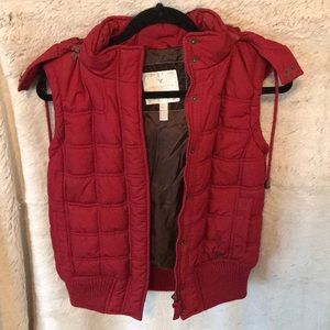 American Eagle vest
